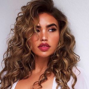 Meet your Posher, Emilie